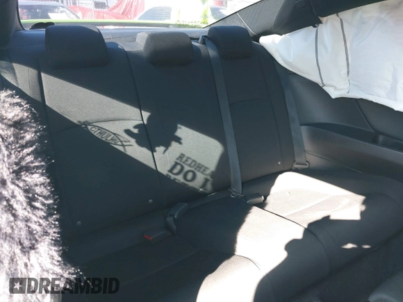 2018 Honda Civic Si Coupe with VIN 2HGFC3A59JH757829, listed as a IAAI auction lot 41509057 with 107,741 mi miles. Bid and sale history available at carsss.com. Image 8.