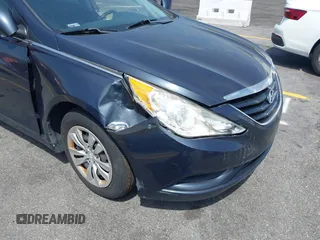 2011 Hyundai Sonata GLS with VIN 5NPEB4AC8BH263441, listed as a IAAI auction lot 42061208 with 163,111 mi miles and . Bid and sale history available at carsss.com. Image 6.