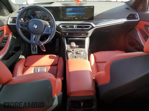 2023 BMW M3 Competition xDrive z VIN WBS43AY02PFP03618, wystawiony jako Copart lot #54060725 z przebiegiem 31 712 mil mil oraz Szkoda całkowita • Salvage title. Historia ofert i sprzedaży dostępna na DreamBid. Obrazek 8.