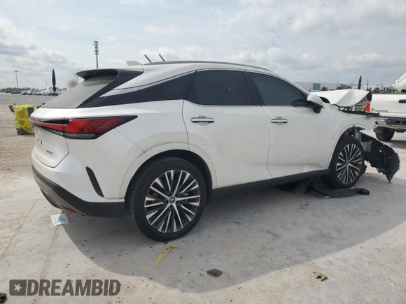 2023 Lexus RX 350 z VIN JTJCHMAA8P2002532, wystawiony jako Copart lot #44934595 z przebiegiem 13 756 mil mil oraz Szkoda całkowita • Salvage title. Historia ofert i sprzedaży dostępna na DreamBid. Obrazek 3.