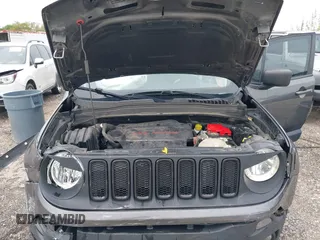 2018 Jeep Renegade Sport z VIN ZACCJBABXJPH38065, wystawiony jako IAAI lot #42092988 z przebiegiem 76 203 mil mil oraz . Historia ofert i sprzedaży dostępna na DreamBid. Obrazek 10.