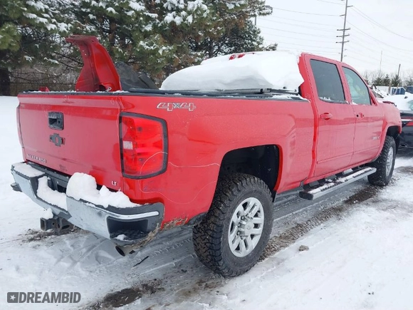 2017 Chevrolet Silverado 2500HD LT with VIN 1GC1KVEG1HF104295, listed as a IAAI auction lot 41276100 with NaN miles. Bid and sale history available at carsss.com. Image 4.