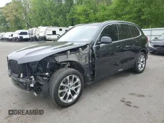 2020 BMW X5 xDrive40i z VIN 5UXCR6C05LLL82092, wystawiony jako Copart lot #55385695 z przebiegiem 28 599 mil mil oraz Szkoda całkowita • Salvage title. Historia ofert i sprzedaży dostępna na DreamBid. Obrazek 1.