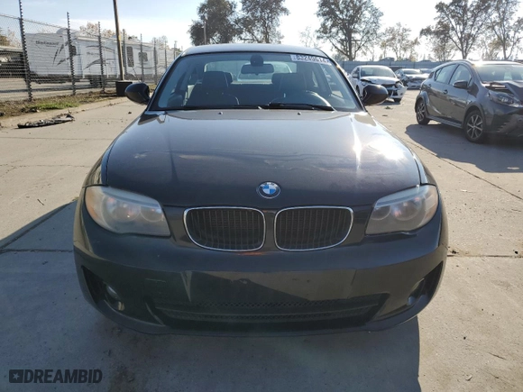 2013 BMW 1 Series 128i with VIN WBAUP9C5XDVS95834, listed as a Copart auction lot 83249614 with 0 mi miles and Salvage Title. Bid and sale history available at carsss.com. Image 5.
