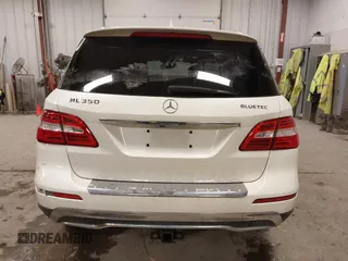 2013 Mercedes-Benz M 350 with VIN 4JGDA2EB8DA231017, listed as a IAAI auction lot 41228060 with Not Provided miles and . Bid and sale history available at DreamBid. Image 16.