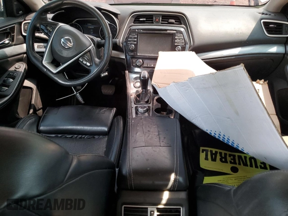 2017 Nissan Maxima SL z VIN 1N4AA6AP0HC367013, wystawiony jako Copart lot #59253975 z przebiegiem 136 834 mil mil oraz Szkoda całkowita • Salvage title. Historia ofert i sprzedaży dostępna na DreamBid. Obrazek 8.