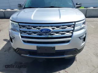 2018 Ford Explorer XLT z VIN 1FM5K7D87JGB56677, wystawiony jako IAAI lot #41926338 z przebiegiem 101 332 mil mil oraz . Historia ofert i sprzedaży dostępna na DreamBid. Obrazek 12.