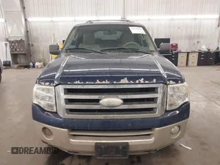 2009 Ford Expedition EL Eddie Bauer with VIN 1FMFK18569EB04353, listed as a IAAI auction lot 41772410 with 215,985 mi miles. Bid and sale history available at carsss.com. Image 6.