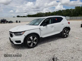 2020 Volvo XC40 Momentum with VIN YV4162UK3L2289293, listed as a Copart auction lot 58990463 with 40,269 mi miles and . Bid and sale history available at DreamBid. Image 1.