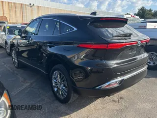 2024 Toyota Venza LE with VIN JTEAAAAH2RJ181617, listed as a Copart auction lot 77784994 with 1,371 mi miles and Clean Title. Bid and sale history available at carsss.com. Image 3.
