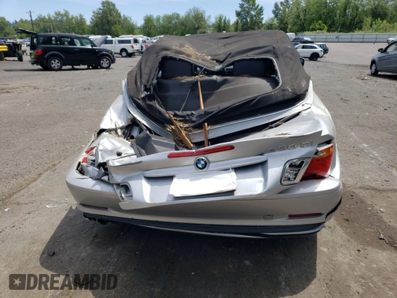 2001 BMW 3 Series 330Ci with VIN WBABS53441JU86514, listed as a Copart auction lot 59260014 with 123,862 mi miles and Salvage Title. Bid and sale history available at carsss.com. Image 7.