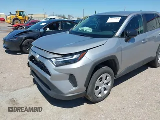 2024 Toyota RAV4 LE with VIN 2T3F1RFV5RC427974, listed as a IAAI auction lot 42648963 with 39,813 mi miles and . Bid and sale history available at DreamBid. Image 2.