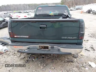 2003 Chevrolet Silverado 1500 LS with VIN 1GCEK19V93E221057, listed as a IAAI auction lot 41202108 with 449,360 mi miles. Bid and sale history available at carsss.com. Image 17.