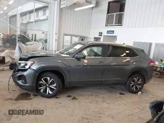 2024 Volkswagen Atlas SE z VIN 1V2LE2CA2RC223746, wystawiony jako IAAI lot #41609344 z przebiegiem 14 633 mil mil oraz . Historia ofert i sprzedaży dostępna na DreamBid. Obrazek 15.