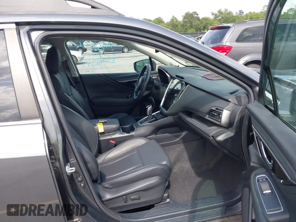 2021 Subaru Outback Limited with VIN 4S4BTANC7M3186175, listed as a IAAI auction lot 42514619 with 45,463 mi miles and . Bid and sale history available at DreamBid. Image 5.