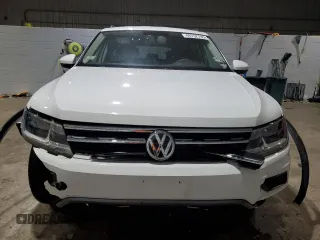 2019 Volkswagen Tiguan S with VIN 3VV0B7AX0KM177700, listed as a Copart auction lot 46752785 with 54,738 mi miles and Salvage title. Bid and sale history available at DreamBid. Image 5.