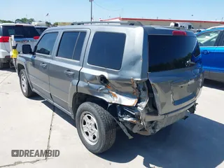 2014 Jeep Patriot Sport z VIN 1C4NJPBB7ED509853, wystawiony jako IAAI lot #42307976 z przebiegiem 150 271 mil mil oraz . Historia ofert i sprzedaży dostępna na DreamBid. Obrazek 3.