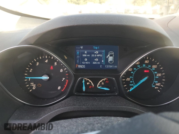 2013 Ford Escape SE z VIN 1FMCU9G9XDUD02545, wystawiony jako Copart lot #52123545 z przebiegiem 137 841 mil mil oraz Szkoda całkowita • Salvage title. Historia ofert i sprzedaży dostępna na DreamBid. Obrazek 9.