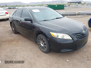 2008 Toyota Camry LE z VIN 4T4BE46K98R036978, wystawiony jako IAAI lot #42001789 z przebiegiem 153 233 mil mil oraz . Historia ofert i sprzedaży dostępna na DreamBid. Obrazek 1.
