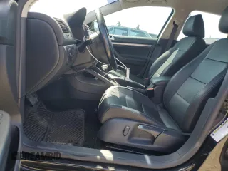 2010 Volkswagen Jetta Limited Edition with VIN 3VWAX7AJ0AM130601, listed as a Copart auction lot 54050965 with 132,421 mi miles and Salvage title. Bid and sale history available at DreamBid. Image 7.