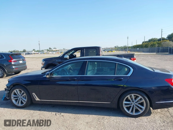 2018 BMW 7 Series ALPINA B7 xDrive with VIN WBA7F2C59JG424704, listed as a IAAI auction lot 42070608 with 56,690 mi miles and . Bid and sale history available at carsss.com. Image 15.