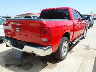 2013 Ram 1500 Express z VIN 1C6RR6KT3DS724256, wystawiony jako IAAI lot #42031944 z przebiegiem 175 645 mil mil oraz . Historia ofert i sprzedaży dostępna na DreamBid. Obrazek 4.