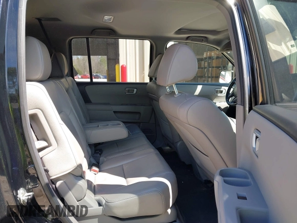 2014 Honda Pilot EX-L with VIN 5FNYF3H78EB003547, listed as a IAAI auction lot 41857061 with 192,371 mi miles and . Bid and sale history available at carsss.com. Image 8.