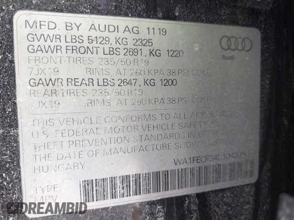 2020 Audi Q3 S line Prestige z VIN WA1FECF34L1043781, wystawiony jako IAAI lot #41500404 z przebiegiem 80 711 mil mil oraz . Historia ofert i sprzedaży dostępna na DreamBid. Obrazek 9.