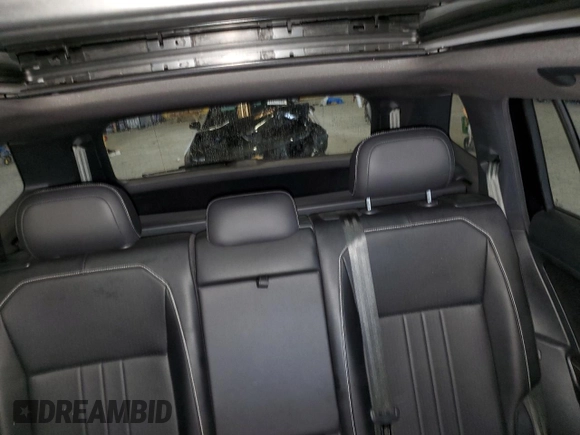 2022 Volkswagen Tiguan SE R-Line Black with VIN 3VVCB7AX1NM140818, listed as a Copart auction lot 71376004 with 29,190 mi miles and Salvage title. Bid and sale history available at DreamBid. Image 10.