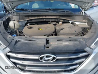 2018 Hyundai Tucson SE z VIN KM8J2CA44JU644303, wystawiony jako IAAI lot #42059326 z przebiegiem 67 873 mil mil oraz . Historia ofert i sprzedaży dostępna na DreamBid. Obrazek 10.