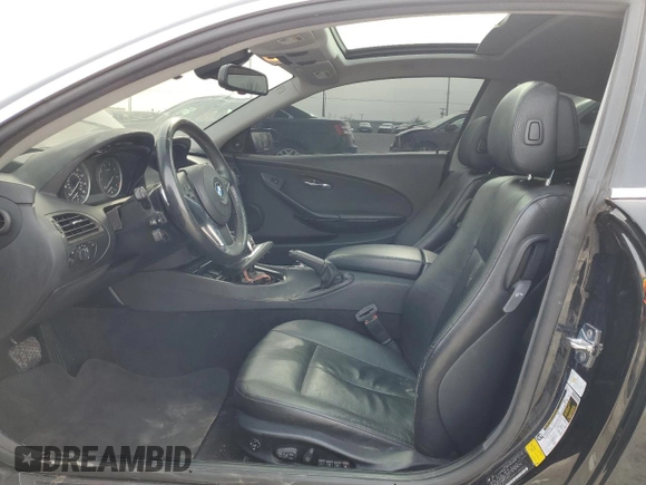2009 BMW 6 Series 650i z VIN WBAEA53539CV92557, wystawiony jako Copart lot #88932905 z przebiegiem 139 711 mil mil oraz Szkoda całkowita • Salvage title. Historia ofert i sprzedaży dostępna na DreamBid. Obrazek 7.