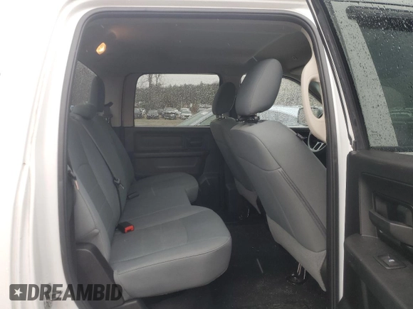 2019 Ram 1500 Tradesman z VIN 1C6RR7KT3KS556489, wystawiony jako Copart lot #51891605 z przebiegiem 122 817 mil mil oraz Szkoda całkowita • Salvage title. Historia ofert i sprzedaży dostępna na DreamBid. Obrazek 10.
