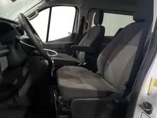 2023 Ford Transit Passenger XL with VIN 1FBAX2YG8PKA93527, listed as a Copart auction lot 45667225 with 31,111 mi miles and Clean Title. Bid and sale history available at DreamBid. Image 7.