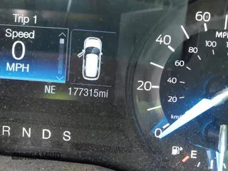 2017 Ford Explorer z VIN 1FM5K7B88HGB27654, wystawiony jako IAAI lot #42702068 z przebiegiem 177 315 mil mil oraz . Historia ofert i sprzedaży dostępna na DreamBid. Obrazek 16.