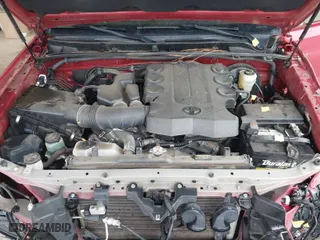 2018 Toyota 4Runner SR5 with VIN JTEZU5JR4J5187653, listed as a IAAI auction lot 40864701 with 96,730 mi miles. Bid and sale history available at carsss.com. Image 10.