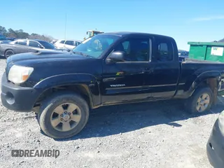2007 Toyota Tacoma PreRunner z VIN 5TETU62N47Z425048, wystawiony jako IAAI lot #41592137 z przebiegiem 246 023 mil mil oraz . Historia ofert i sprzedaży dostępna na DreamBid. Obrazek 14.