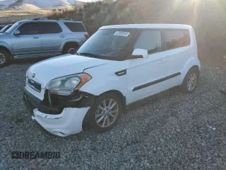 2013 Kia Soul with VIN KNDJT2A58D7575929, listed as a Copart auction lot 47552045 with 113,532 mi miles and Salvage Title. Bid and sale history available at carsss.com. Image 1.