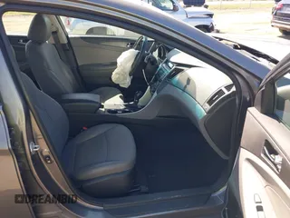 2011 Hyundai Sonata Limited with VIN 5NPEC4AC1BH123194, listed as a IAAI auction lot 41997823 with 187,897 mi miles and . Bid and sale history available at carsss.com. Image 5.