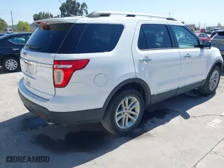 2015 Ford Explorer XLT with VIN 1FM5K7D84FGA69715, listed as a IAAI auction lot 42088159 with 167,715 mi miles. Bid and sale history available at carsss.com. Image 4.