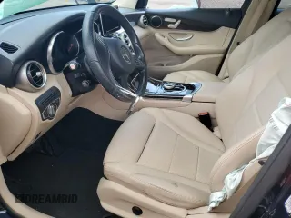 2019 Mercedes-Benz GLC 300 с VIN WDC0G4JB7KV155163, выставлен на аукционе Copart как лот 59142045 с пробегом 73 098 миль миль и На запчасти • Non repairable. История ставок и продаж доступна на DreamBid. Изображение 7.