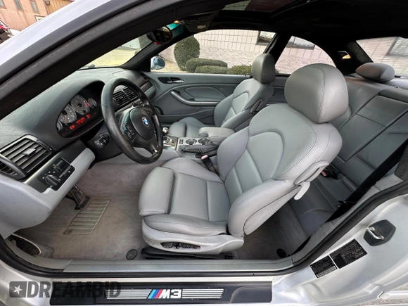 2002 BMW 3 Series M3 with VIN WBSBL934X2JR14507, listed as a Copart auction lot 48824825 with 208,770 mi miles and Clean title. Bid and sale history available at DreamBid. Image 12.
