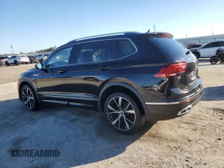 2023 Volkswagen Tiguan SEL R-Line z VIN 3VV4B7AX5PM060218, wystawiony jako Copart lot #88687235 z przebiegiem 37 997 mil mil oraz Szkoda całkowita • Salvage title. Historia ofert i sprzedaży dostępna na DreamBid. Obrazek 2.