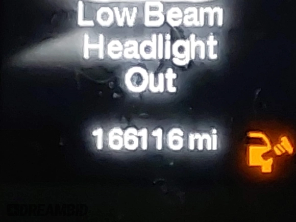 2015 Chrysler 200 Limited with VIN 1C3CCCAB1FN612164, listed as a IAAI auction lot 41641912 with 166,116 mi miles. Bid and sale history available at carsss.com. Image 15.