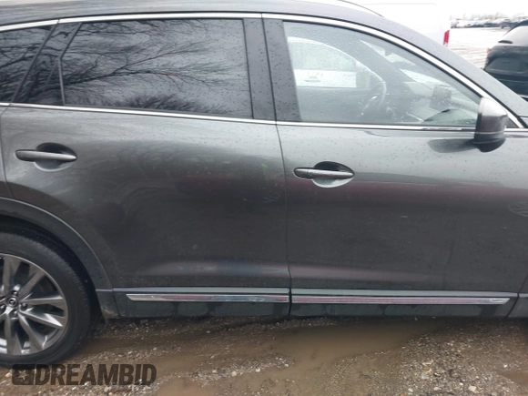 2020 Mazda CX-9 Signature with VIN JM3TCBEY4L0422752, listed as a IAAI auction lot 41207874 with 32,528 mi miles and . Bid and sale history available at carsss.com. Image 13.