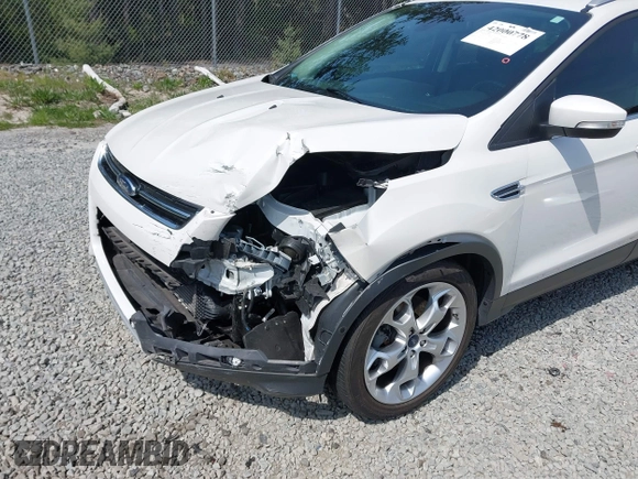 2016 Ford Escape Titanium with VIN 1FMCU9J93GUA40252, listed as a IAAI auction lot 42000778 with 37,914 mi miles. Bid and sale history available at carsss.com. Image 6.
