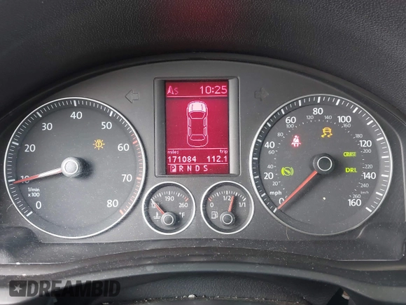 2005 Volkswagen Jetta z VIN 3VWDG71K15M636420, wystawiony jako IAAI lot #42243372 z przebiegiem 171 084 mil mil oraz . Historia ofert i sprzedaży dostępna na DreamBid. Obrazek 7.