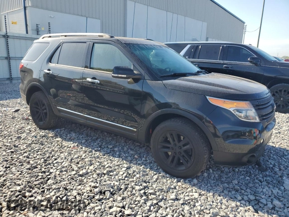 2013 Ford Explorer XLT with VIN 1FM5K8D88DGB62997, listed as a Copart auction lot 50779265 with 150,276 mi miles and Salvage Title. Bid and sale history available at DreamBid. Image 4.
