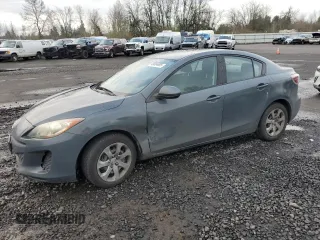 2013 Mazda 3 i SV with VIN JM1BL1TG6D1732471, listed as a Copart auction lot 49084695 with 86,794 mi miles and Salvage Title. Bid and sale history available at DreamBid. Image 1.