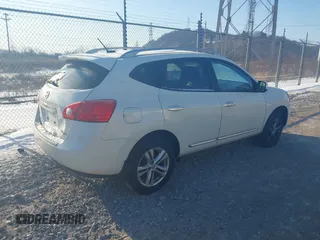 2012 Nissan Rogue SV with VIN JN8AS5MV5CW371324, listed as a IAAI auction lot 41393863 with 212,981 mi miles and . Bid and sale history available at carsss.com. Image 4.