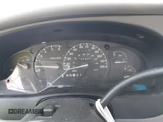 2000 Ford Explorer с VIN 1FMYU70X4YUB00129, выставлен на аукционе IAAI как лот 41261191 с пробегом 192 446 миль миль и . История ставок и продаж доступна на DreamBid. Изображение 7.